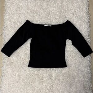 Black 3/4 Sleeve Crop Top